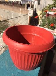 Plastic pots